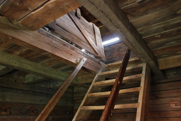 13 Ways to Winterize your Home {AccidentallyGreen.com}